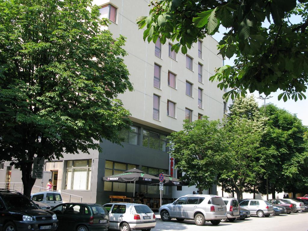 Hotel Tarnovo Veliko Tarnovo Quarto foto