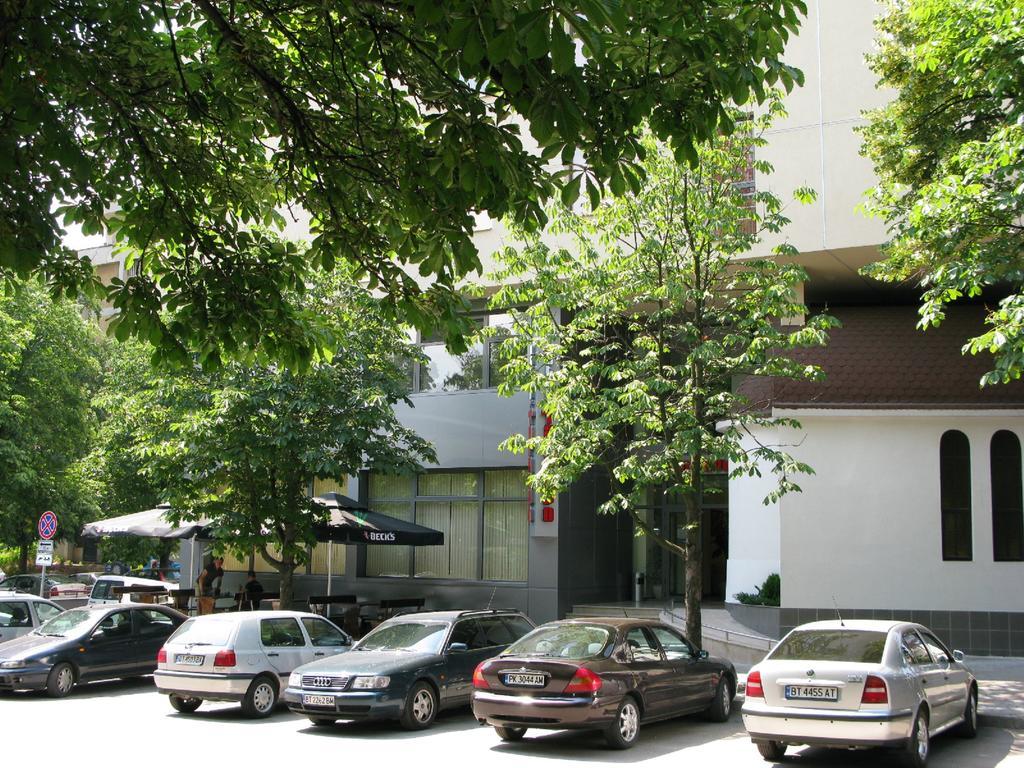 Hotel Tarnovo Veliko Tarnovo Quarto foto